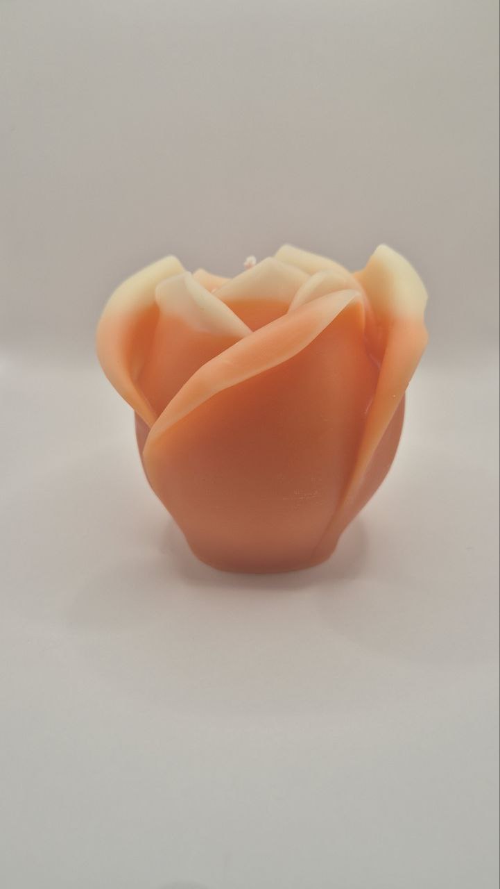 Rose Candle – Delicate Flower Sculpture in Wax