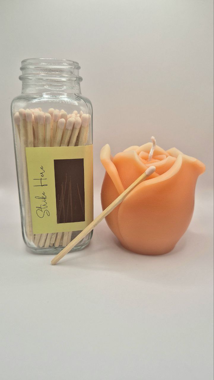 Rose Candle – Delicate Flower Sculpture in Wax